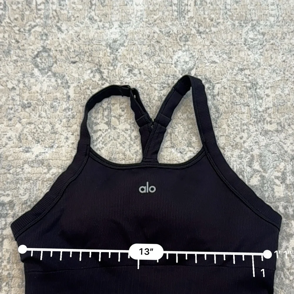 Alo Seamless Ribbed Favorite Bra Tank Black Size Medium - Picture 4 of 8